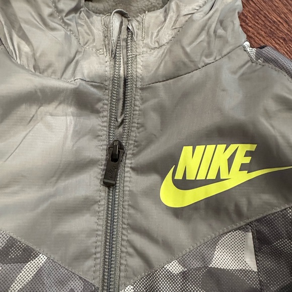 NWT Nike grey camo toddler boys fleece lined jacket with hoodie 2T - Picture 2 of 6
